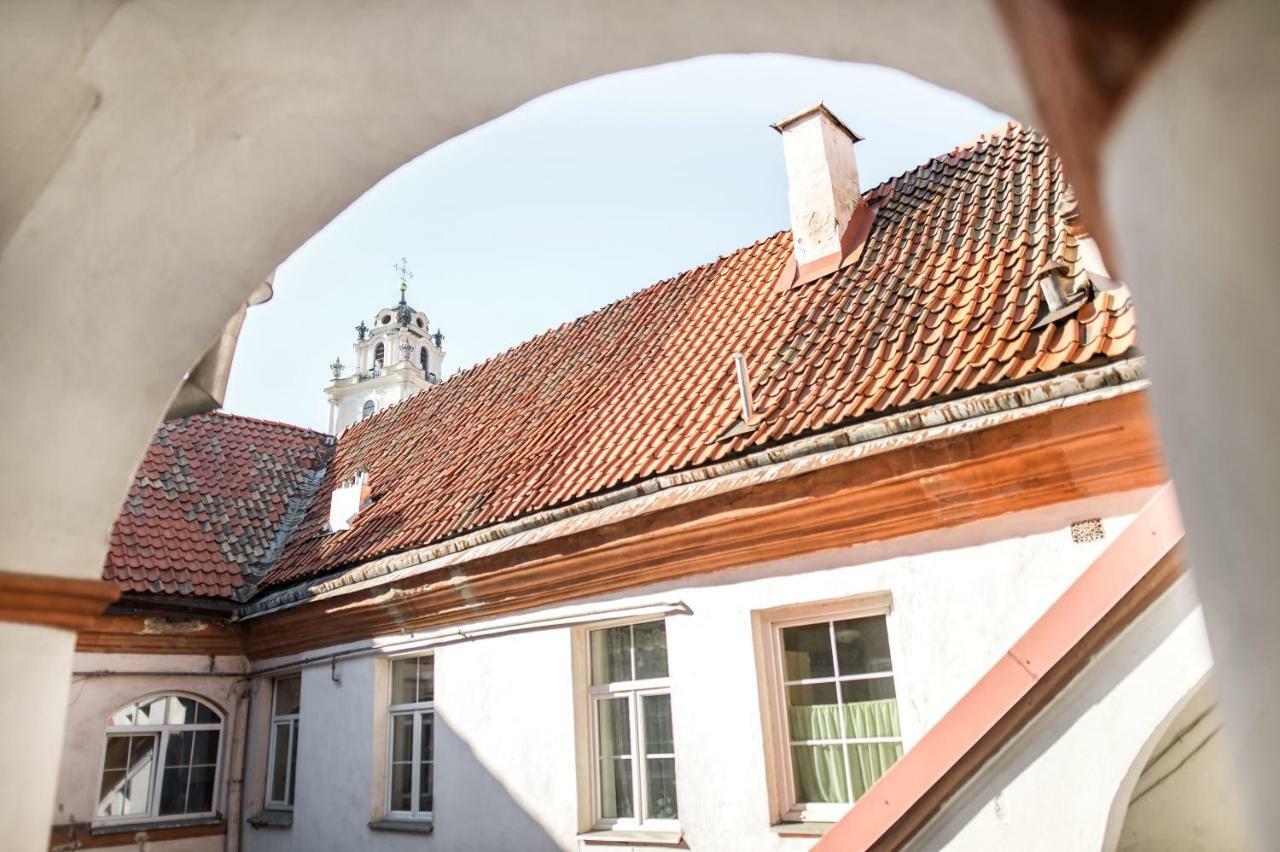 Antique Old Town Studio By Urban Rent Lägenhet Vilnius Exteriör bild